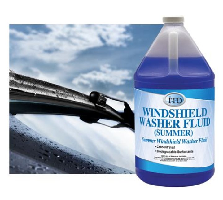 Can I use regular water for windshield wiper fluid